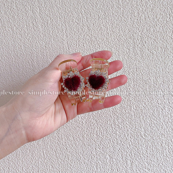 A205 - Càng cua Windy haircaught with sweet heart and rhinestone