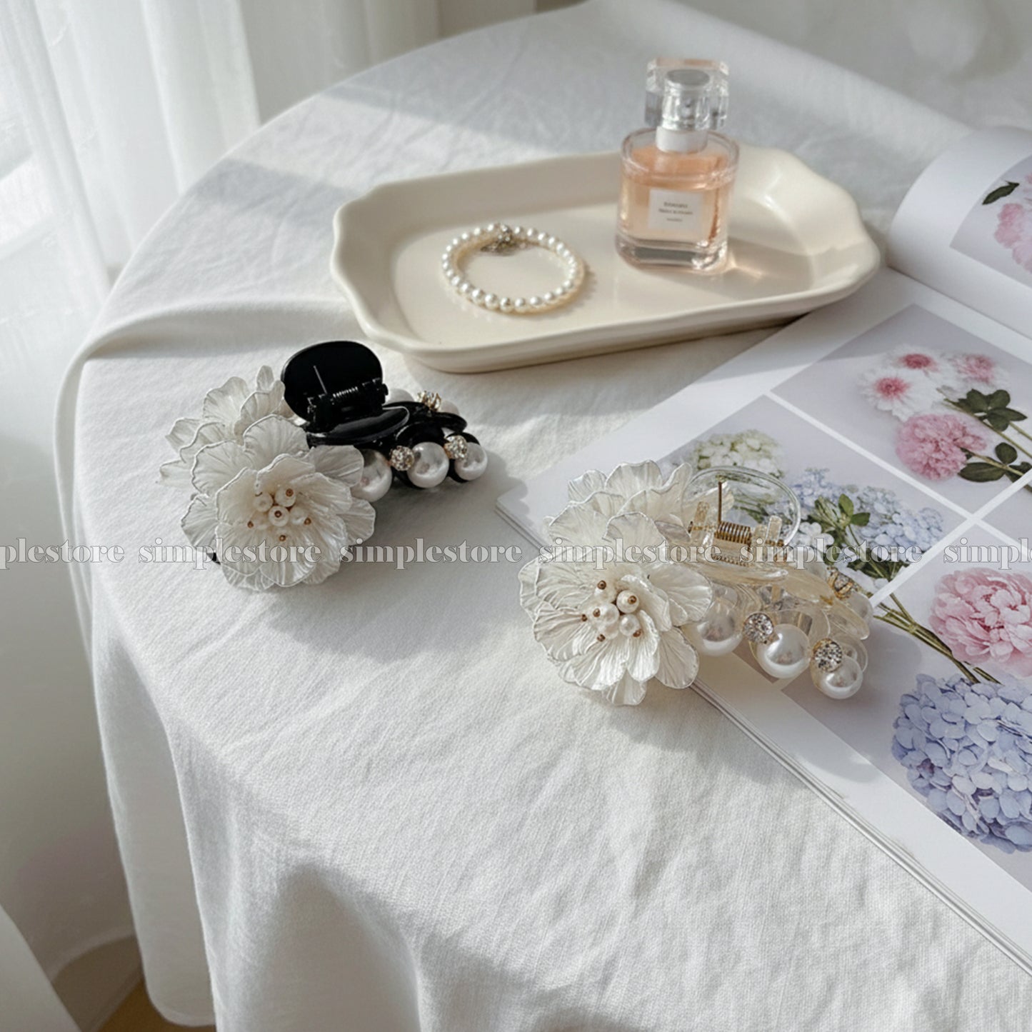 A220 - Cặp dọc Pastel Fritta flower with light cubic Pin