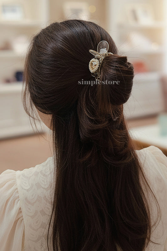 A227 - [In champagne] Càng cua Maysi haircaught with crystal gem heart