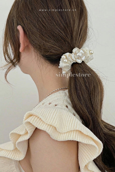 A243- Dây buộc Holly Camellia pearl pleated hair rope