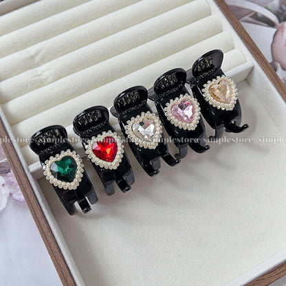 A223 - [In black] Càng cua Maysi haircaught with crystal gem heart