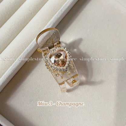 A227 - [In champagne] Càng cua Maysi haircaught with crystal gem heart