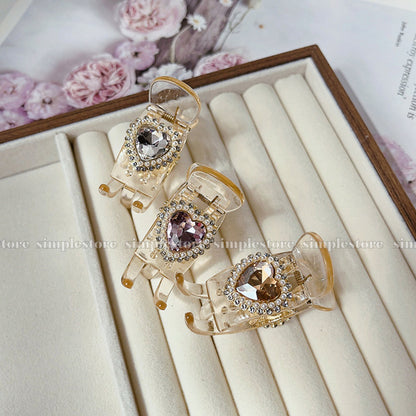 A227 - [In champagne] Càng cua Maysi haircaught with crystal gem heart