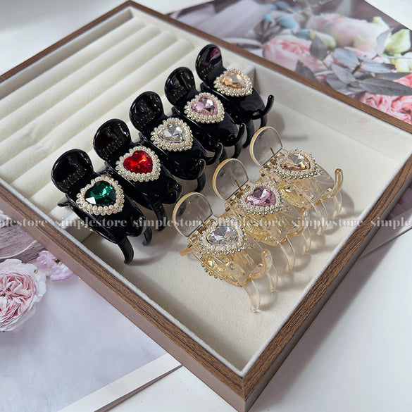 A227 - [In champagne] Càng cua Maysi haircaught with crystal gem heart