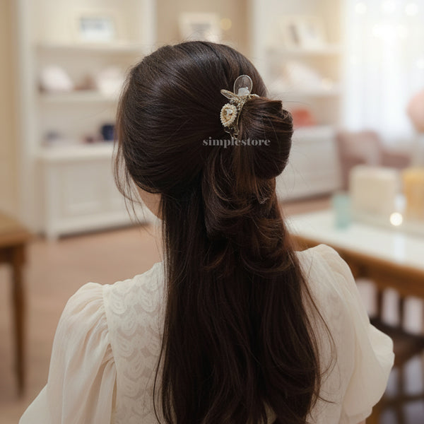 A227 - [In champagne] Càng cua Maysi haircaught with crystal gem heart