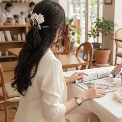 A220 - Cặp dọc Pastel Fritta flower with light cubic Pin