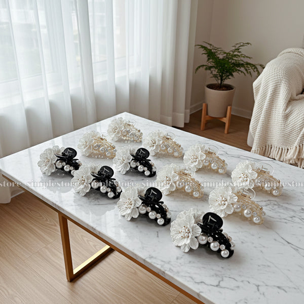 A220 - Cặp dọc Pastel Fritta flower with light cubic Pin