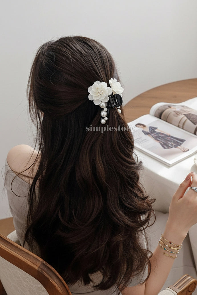 A220 - Cặp dọc Pastel Fritta flower with light cubic Pin