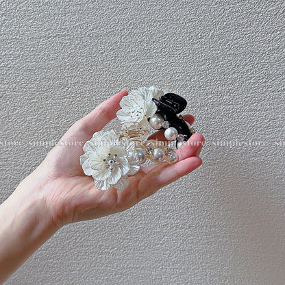 A220 - Cặp dọc Pastel Fritta flower with light cubic Pin