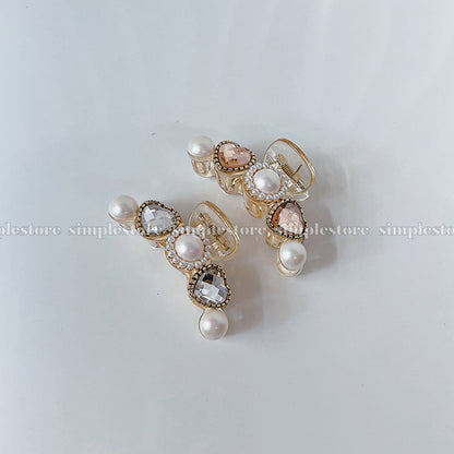 A226 - Cặp dọc Sophie heart rhinestone with shining pearl Tongs pin