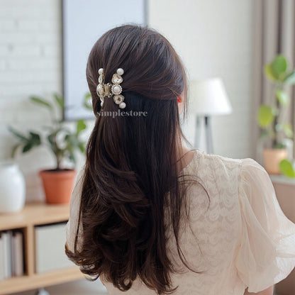 A226 - Cặp dọc Sophie heart rhinestone with shining pearl Tongs pin