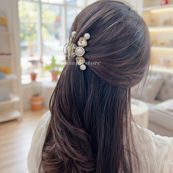 A226 - Cặp dọc Sophie heart rhinestone with shining pearl Tongs pin
