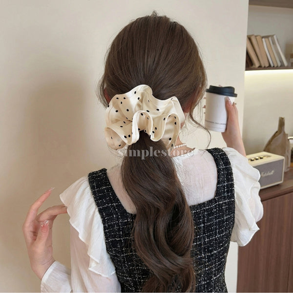 A232 - Dây buộc Claire elegant ruffled polka dot satin scrunchies
