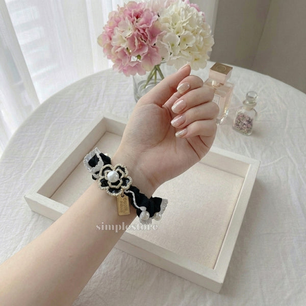 A243- Dây buộc Holly Camellia pearl pleated hair rope