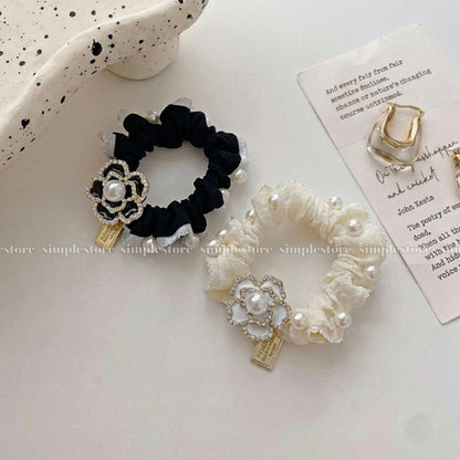 A243- Dây buộc Holly Camellia pearl pleated hair rope