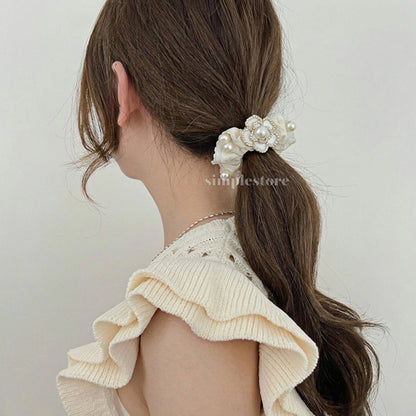 A243- Dây buộc Holly Camellia pearl pleated hair rope