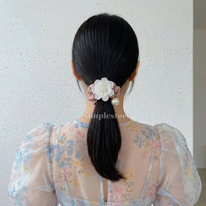A253 - Dây buộc Pearl Blossom floral scrunchies