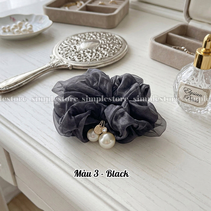 A255 - Dây buộc Pearl charm glossy organza scrunchies