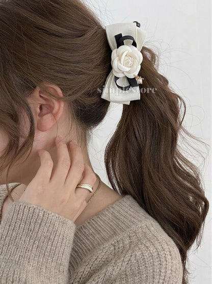 A250 - Cặp dọc French Chic Camellia Banana Clip