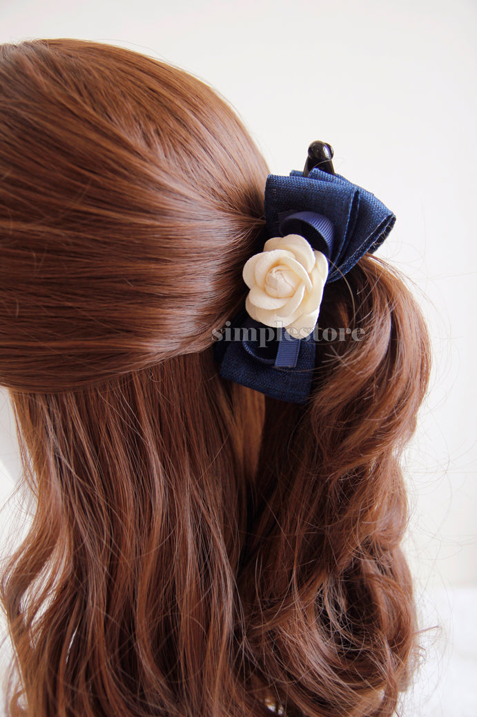 A250 - Cặp dọc French Chic Camellia Banana Clip