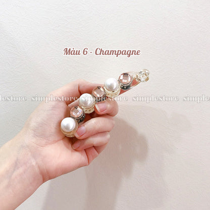 T22122 - Cặp dọc Pearl and crystal Banana pin